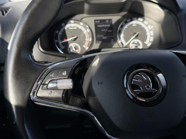 Skoda Karoq I с пробегом 2021 года, цена 2 199 000 рублей, 81245 км, внедорожник, Автокод Объявления