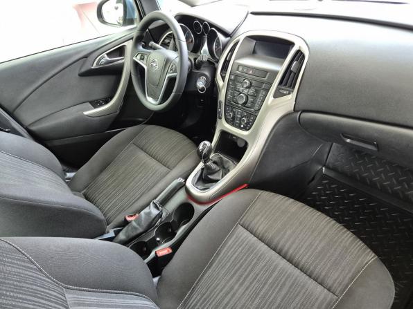 Opel Astra J с пробегом 2010 года, цена 479 000 рублей, 158484 км, хэтчбек, Автокод Объявления