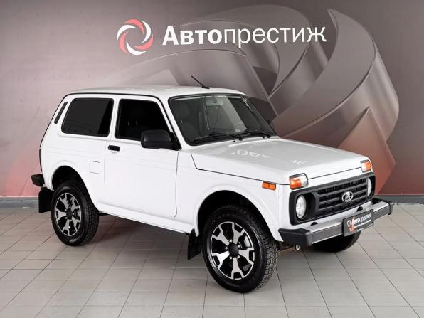 Lada (ВАЗ) Niva Legend с пробегом 2024 года, цена 1 149 000 рублей, 15642 км, внедорожник, Автокод Объявления