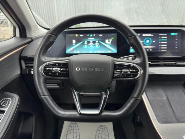 Omoda C5 I с пробегом 2023 года, цена 1 610 000 рублей, 78063 км, внедорожник, Автокод Объявления