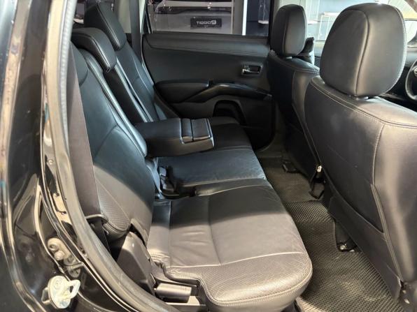 Mitsubishi Outlander II Рестайлинг с пробегом 2011 года, цена 1 079 000 рублей, 250000 км, внедорожник, Автокод Объявления