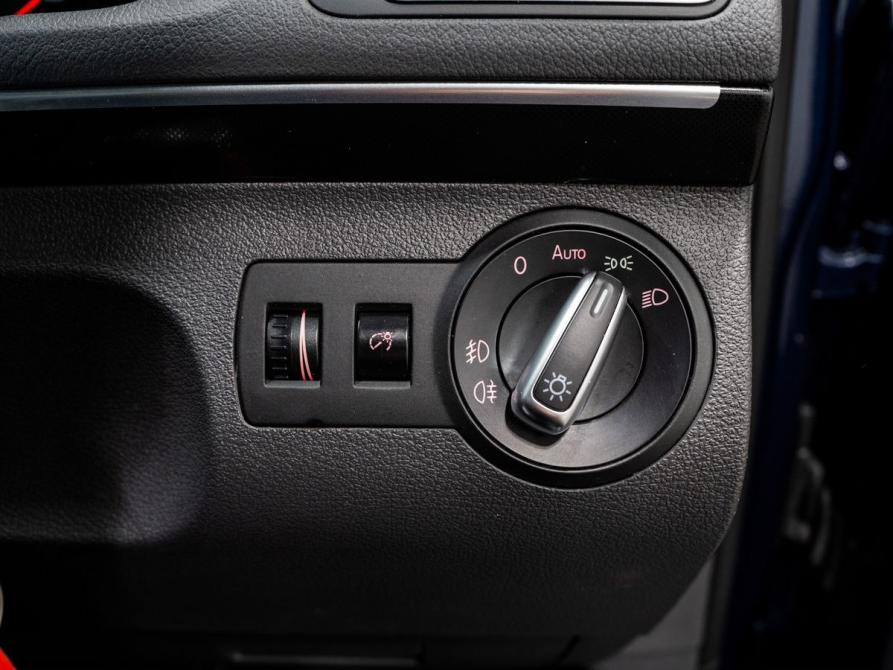 Volkswagen Touran I Рестайлинг 2 Чита  - изображение 16