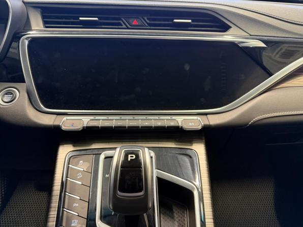 Geely Atlas Pro с пробегом 2022 года, цена 1 900 000 рублей, 73661 км, внедорожник, Автокод Объявления