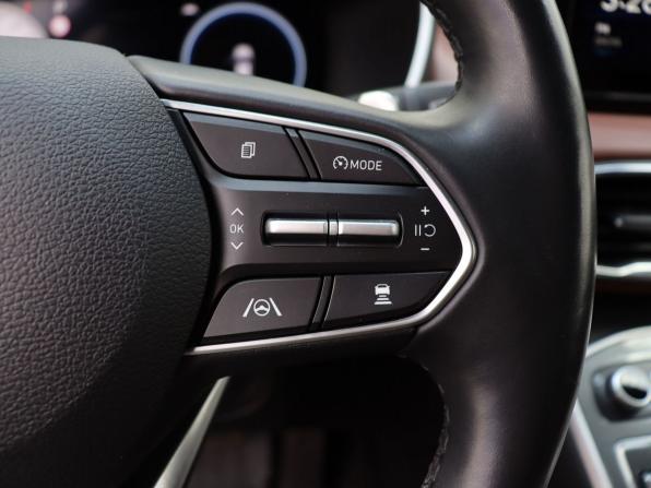 Hyundai Santa Fe IV Рестайлинг с пробегом 2021 года, цена 2 899 000 рублей, 85274 км, внедорожник, Автокод Объявления