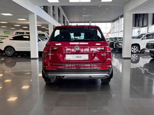 Volkswagen Tiguan II с пробегом 2017 года, цена 2 345 000 рублей, 171260 км, внедорожник, Автокод Объявления