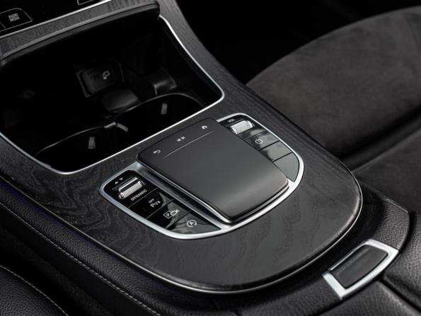 Mercedes-Benz E-Класс V (W213 S213 C238) Рестайлинг с пробегом 2022 года, цена 4 400 000 рублей, 192201 км, седан, Автокод Объявления