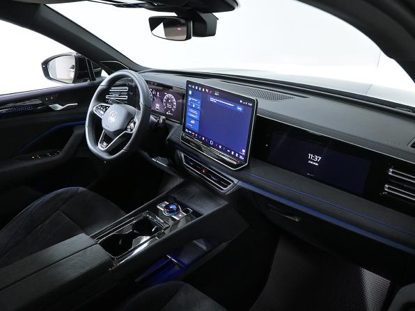 Volkswagen Tiguan III (China Market) с пробегом 2024 года, цена 4 690 000 рублей, 15000 км, внедорожник, Автокод Объявления