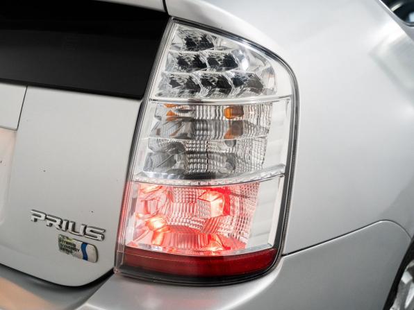 Toyota Prius II Рестайлинг (XW20) с пробегом 2008 года, цена 675 000 рублей, 430541 км, лифтбек, Автокод Объявления