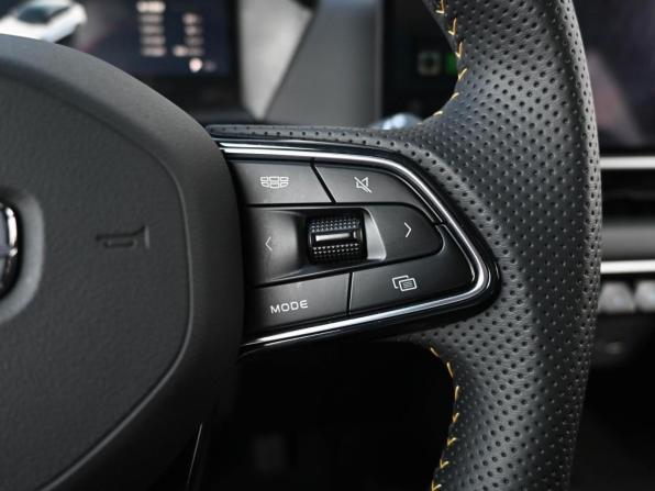 Geely Coolray I Рестайлинг 2 с пробегом 2025 года, цена 2 534 000 рублей, 8059 км, внедорожник, Автокод Объявления