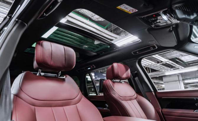 Новый Land Rover Range Rover V 2026 года, цена 27 490 000 рублей, внедорожник, Автокод Объявления