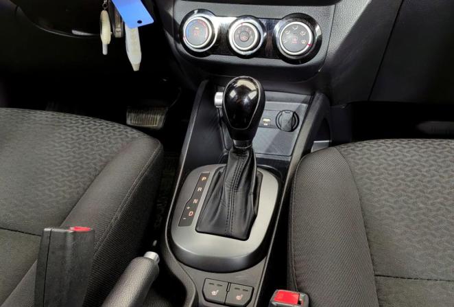 Kia Rio III Рестайлинг с пробегом 2015 года, цена 1 050 000 рублей, 166000 км, седан, Автокод Объявления