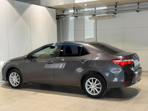 Toyota Corolla XI (E160 E170 E180) с пробегом 2013 года, цена 1 085 000 рублей, 233000 км, седан, Автокод Объявления