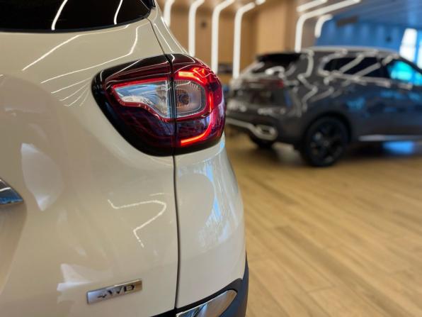 Renault Kaptur I с пробегом 2019 года, цена 1 749 000 рублей, 76000 км, внедорожник, Автокод Объявления