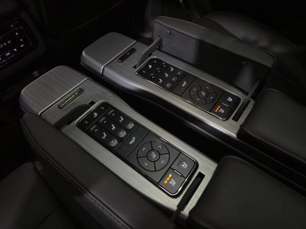 Rox 01 с пробегом 2025 года, цена 7 850 000 рублей, 19991 км, внедорожник, Автокод Объявления