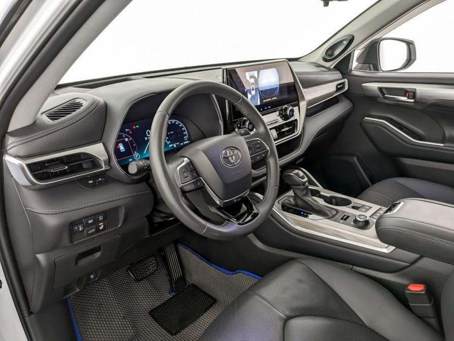 Toyota Highlander IV (XU70) Москва  - изображение 19