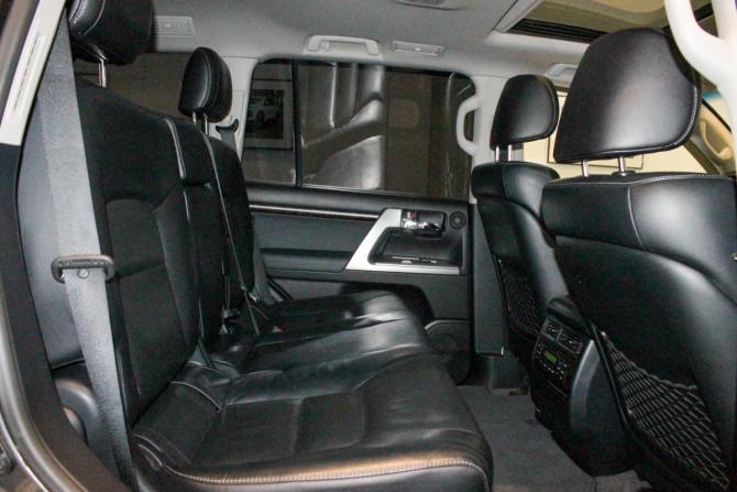 Toyota Land Cruiser 200 Series Рестайлинг 1 с пробегом 2013 года, цена 3 950 000 рублей, 221571 км, внедорожник, Автокод Объявления