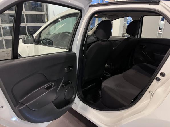 Renault Logan II Рестайлинг с пробегом 2020 года, цена 1 050 000 рублей, 82714 км, седан, Автокод Объявления