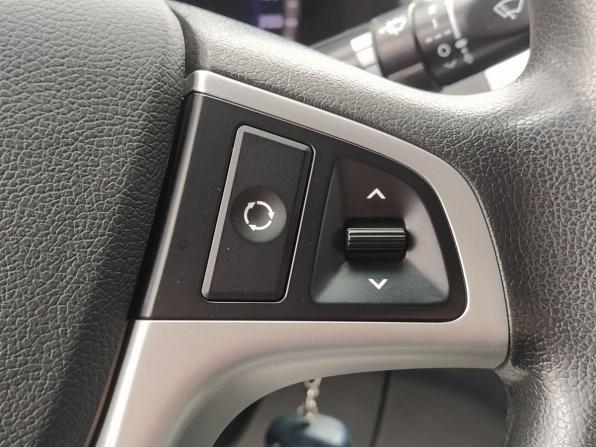 Hyundai Solaris I с пробегом 2013 года, цена 879 000 рублей, 132639 км, седан, Автокод Объявления
