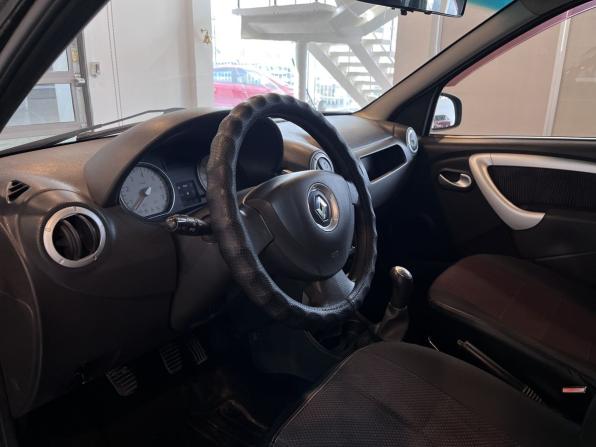 Renault Logan I Рестайлинг с пробегом 2010 года, цена 365 000 рублей, 282037 км, седан, Автокод Объявления