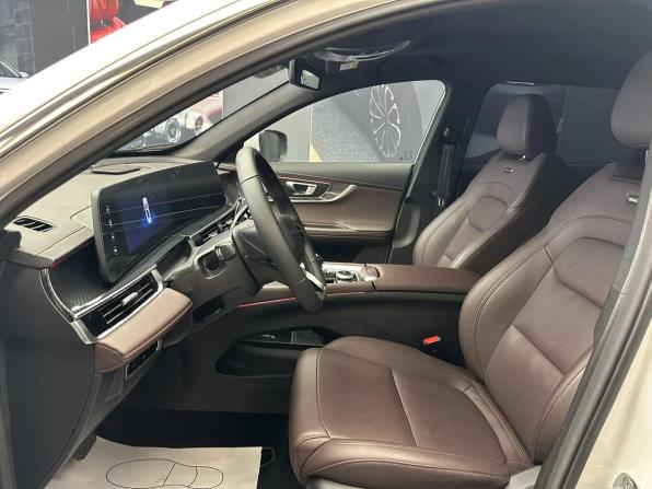 Chery Tiggo 7L с пробегом 2024 года, цена 2 300 000 рублей, 3003 км, внедорожник, Автокод Объявления