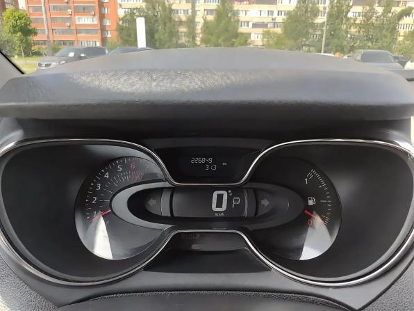 Renault Kaptur I с пробегом 2018 года, цена 925 000 рублей, 226847 км, внедорожник, Автокод Объявления