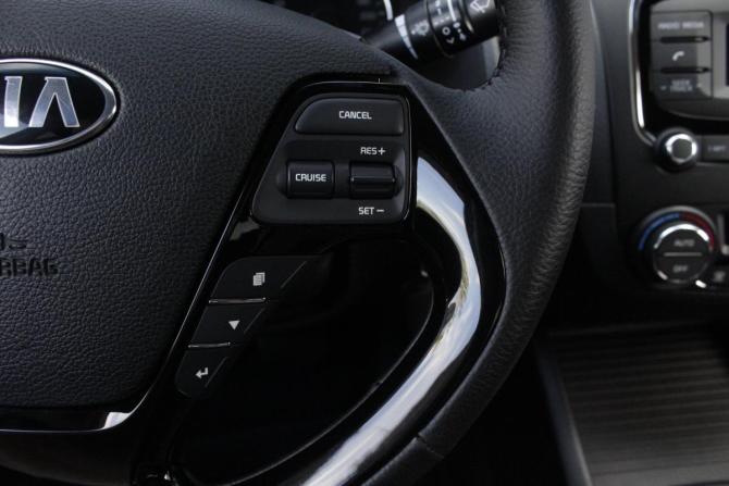 Kia Cerato III Рестайлинг (Classic) с пробегом 2019 года, цена 1 795 000 рублей, 106442 км, седан, Автокод Объявления