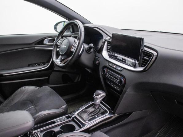 Kia Ceed III Рестайлинг с пробегом 2021 года, цена 2 424 000 рублей, 52657 км, универсал, Автокод Объявления