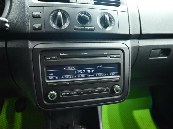 Skoda Fabia II Рестайлинг с пробегом 2011 года, цена 600 000 рублей, 214161 км, хэтчбек, Автокод Объявления