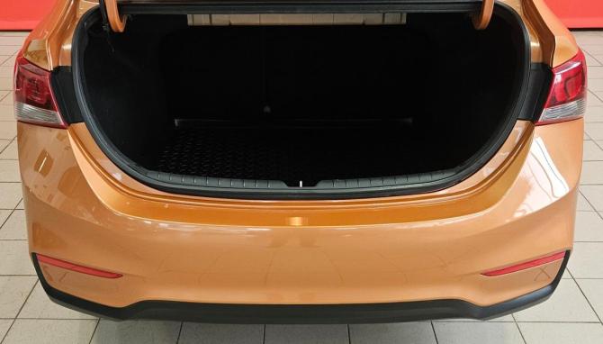 Hyundai Solaris II с пробегом 2018 года, цена 1 239 000 рублей, 133156 км, седан, Автокод Объявления