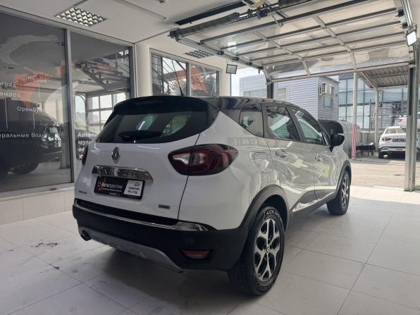 Renault Kaptur I с пробегом 2017 года, цена 1 600 000 рублей, 61195 км, внедорожник, Автокод Объявления
