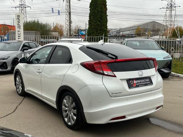 Honda Civic IX с пробегом 2012 года, цена 1 290 000 рублей, 87000 км, хэтчбек, Автокод Объявления
