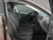 Volkswagen Jetta VI Рестайлинг Екатеринбург  - изображение 29