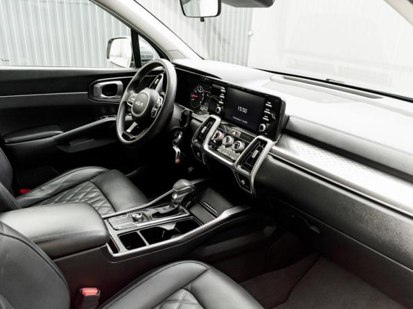 Kia Sorento IV с пробегом 2022 года, цена 3 250 000 рублей, 117529 км, внедорожник, Автокод Объявления