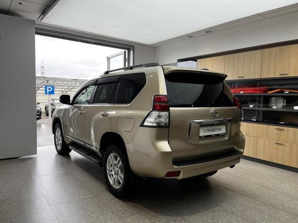 Toyota Land Cruiser Prado 150 Series с пробегом 2010 года, цена 2 850 000 рублей, 150000 км, внедорожник, Автокод Объявления