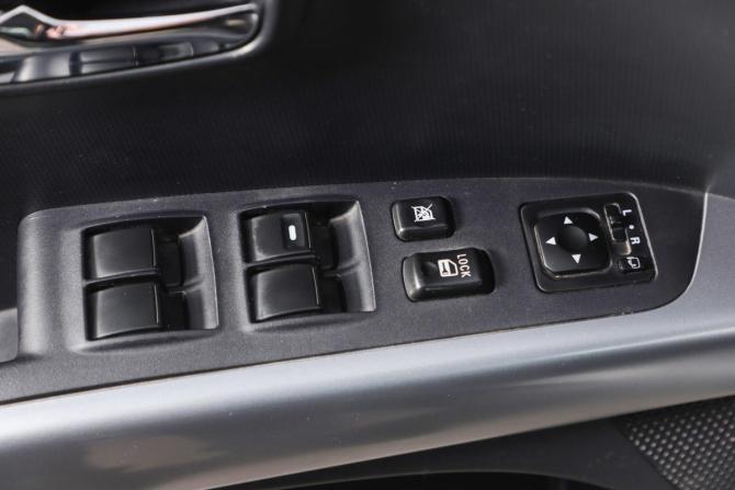 Mitsubishi Outlander II Рестайлинг с пробегом 2011 года, цена 1 349 000 рублей, 155409 км, внедорожник, Автокод Объявления