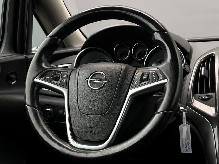 Opel Astra J Рестайлинг Санкт-Петербург  - изображение 19