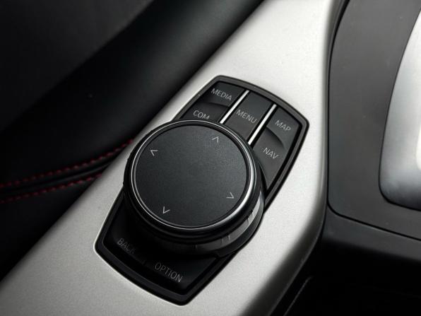 BMW 1 серии II (F20/F21) Рестайлинг 2 с пробегом 2018 года, цена 1 999 000 рублей, 11639 км, хэтчбек, Автокод Объявления