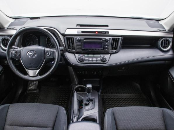 Toyota RAV4 IV (XA40) Рестайлинг с пробегом 2018 года, цена 2 345 000 рублей, 85000 км, внедорожник, Автокод Объявления