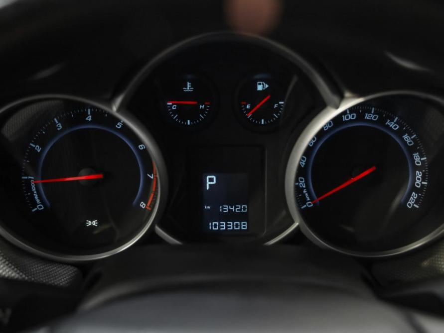Chevrolet Cruze I Рестайлинг Санкт-Петербург  - изображение 13