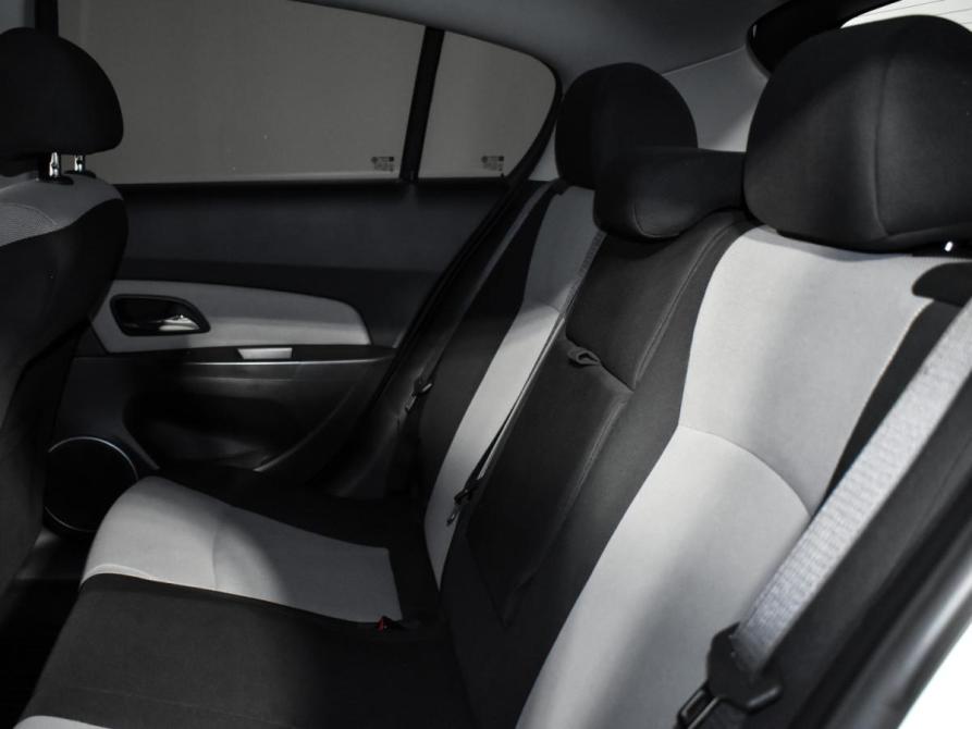 Chevrolet Cruze I Санкт-Петербург  - изображение 12
