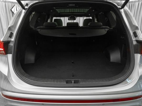 Hyundai Santa Fe IV Рестайлинг с пробегом 2022 года, цена 3 890 000 рублей, 40642 км, внедорожник, Автокод Объявления