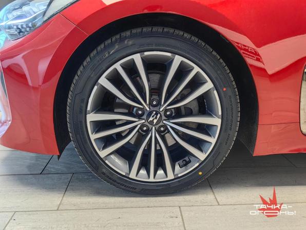 Kia Stinger I с пробегом 2018 года, цена 2 048 000 рублей, 125000 км, лифтбек, Автокод Объявления