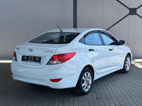 Hyundai Solaris I с пробегом 2014 года, цена 1 050 000 рублей, 88675 км, седан, Автокод Объявления