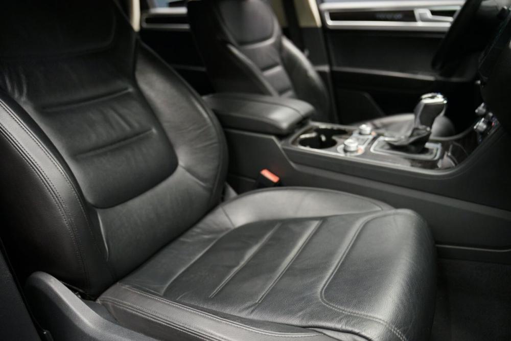 Volkswagen Touareg II Рестайлинг Крым  - изображение 27