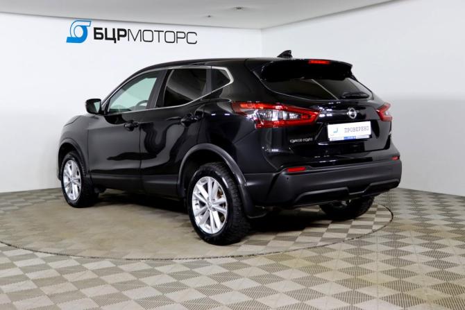 Nissan Qashqai II с пробегом 2019 года, цена 1 749 990 рублей, 56716 км, внедорожник, Автокод Объявления