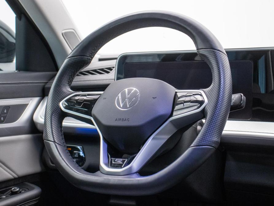 Volkswagen Tavendor I Москва  - изображение 15