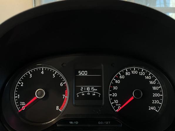 Volkswagen Polo V Рестайлинг с пробегом 2018 года, цена 945 000 рублей, 211812 км, седан, Автокод Объявления