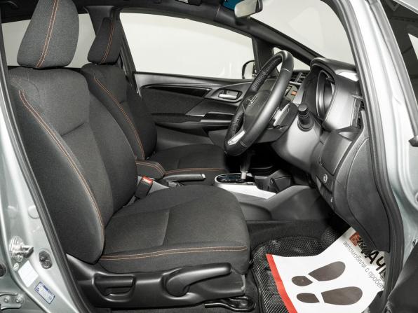 Honda Fit III с пробегом 2013 года, цена 1 050 500 рублей, 116431 км, хэтчбек, Автокод Объявления