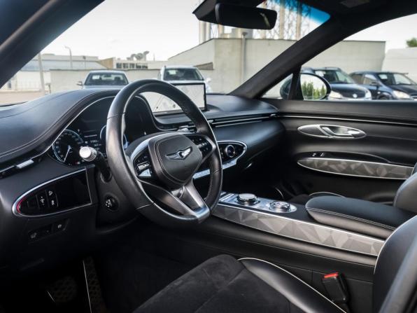 Genesis GV70 I с пробегом 2022 года, цена 4 600 000 рублей, 50000 км, внедорожник, Автокод Объявления