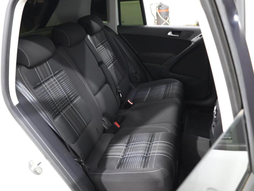 Volkswagen Tiguan I Рестайлинг Ростов-на-Дону  - изображение 7